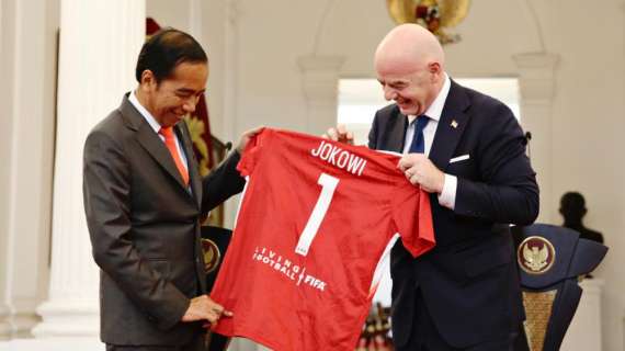 Fifa, Infantino incontra Widodo: "Riformeremo il calcio in Indonesia"