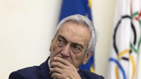 Scontri tifosi, Gravina: “Le sanzioni siano più stringenti”