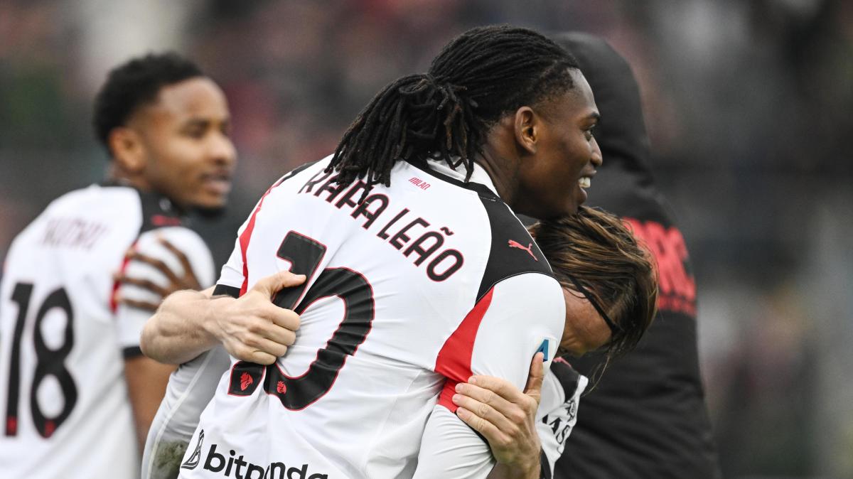 Leao esalta la squadra: "Siamo un gruppo forte. E il mister..."