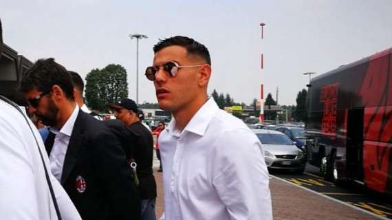 Il ritorno al 4-3-1-2 finalmente possibile: Theo Hernandez è il laterale che mancava al Milan da oltre una decade