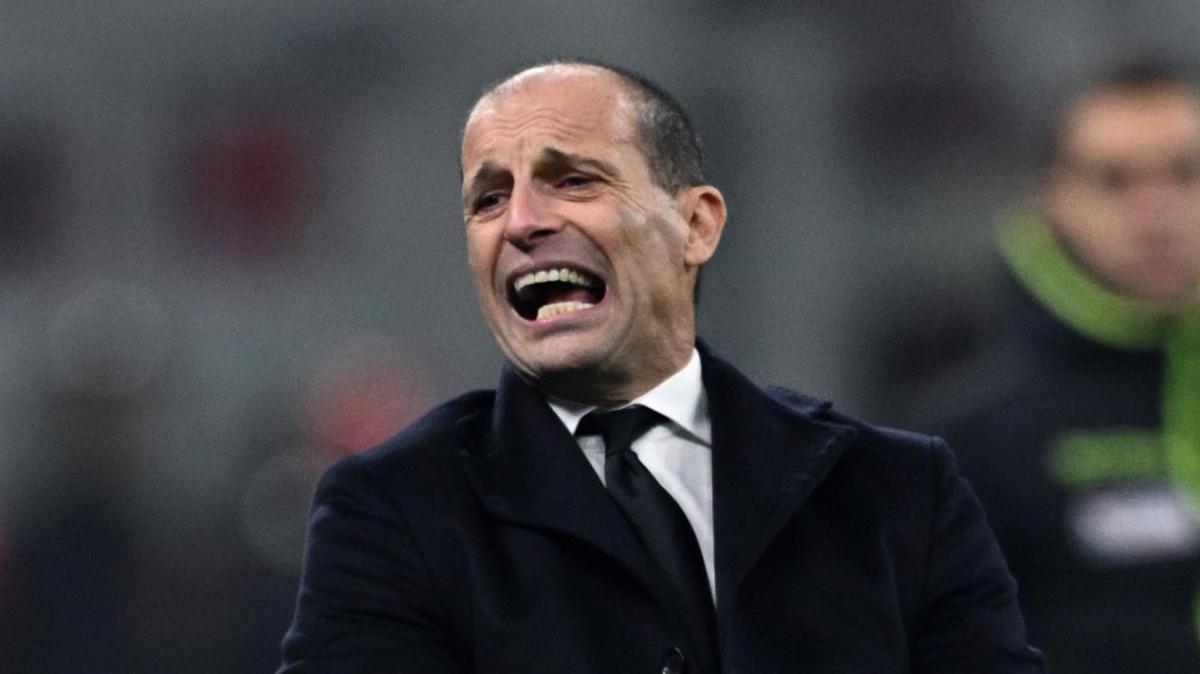 Le urla a vuoto, il cellulare, un comando chiaro: l’Allegri-show di Torino. Con un enorme paradosso