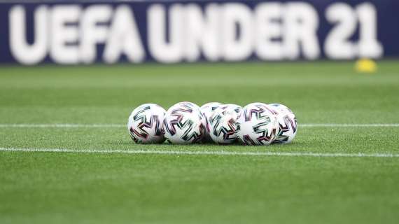 La UEFA gioca con i tifosi del Milan: la foto social