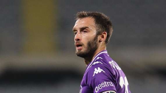 Fiorentina, Pezzella in uscita: Pioli lo accoglierebbe al Milan