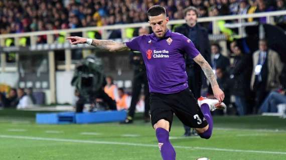 Fiorentina, Biraghi sul futuro: "Ho rifiutato il Milan l'anno scorso. A Firenze sto bene"
