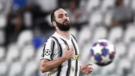 Due anni fa salvatore della patria al Milan, ora Higuain è una grana per la Juve