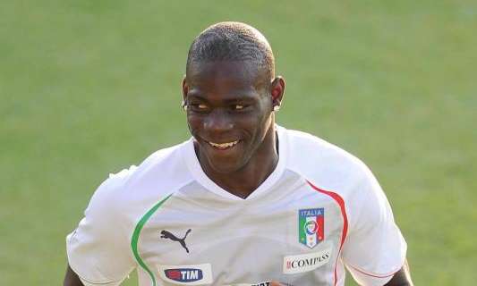 Balotelli: "Sono stato vicino al Milan? Non lo so..."