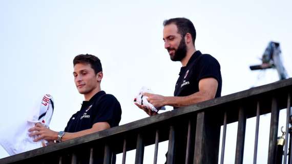 Milan, Gazzetta: "Piatek, Higuain, Caldara: tre flop da 79 milioni"