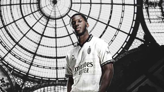 Domani il Milan in campo con la seconda quarta maglia: versione bianca