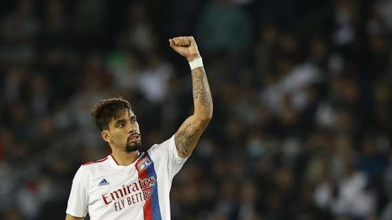 Covid, 7 positivi nel Lione. L'ex Milan Paquetà bloccato a Dubai