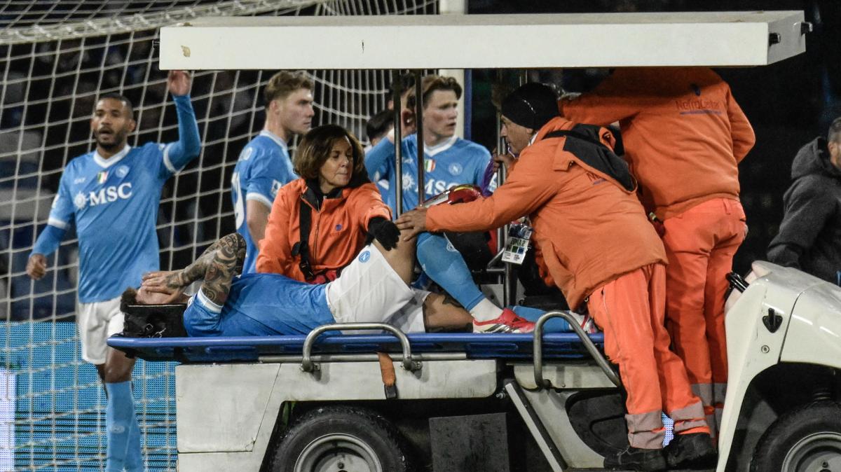 Napoli, Di Lorenzo è meno grave del previsto: distorsione del ginocchio