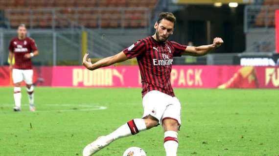 Il Milan vince in rimonta, Napoli frenato a Bologna