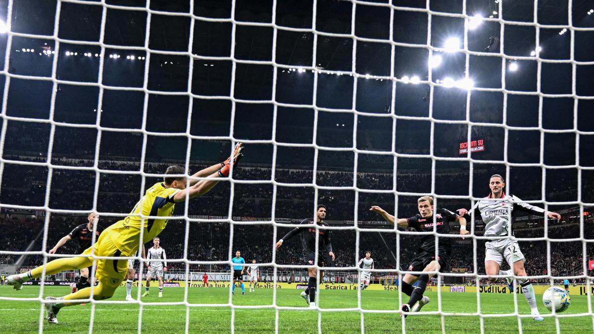 Passerini: "C'è un giocatore nel Milan che viene prima di tutti gli altri perché è un giocatore che cambia la faccia alla squadra"