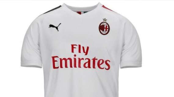 Milan, presentata ieri sera la seconda maglia 2019-2020: verrà usata contro il Benfica e contro lo United