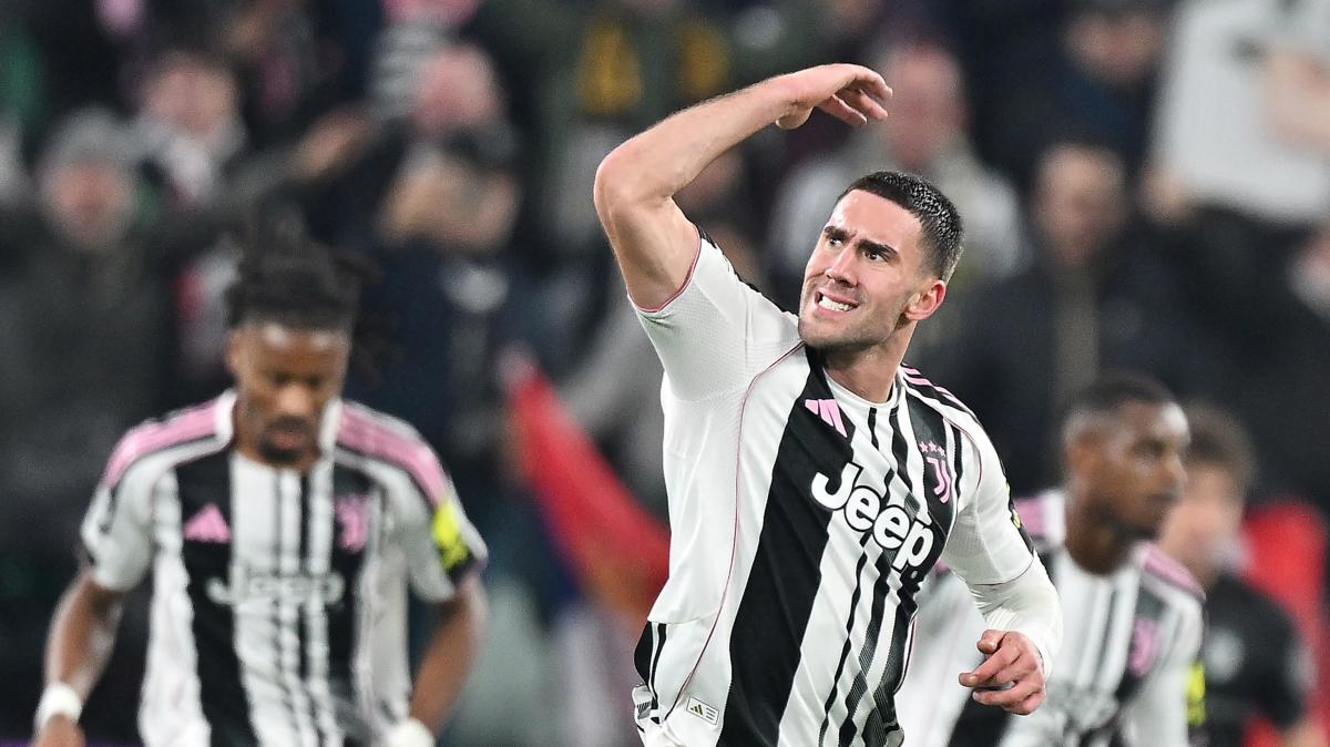 Juventus, per Dusan Vlahovic controlli al J Medical