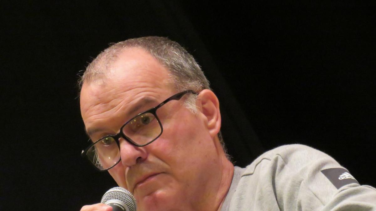 Altra brutta figura per Bielsa al Mondiale: solo 2-2 con Capo Verde. Ed è a rischio eliminazione