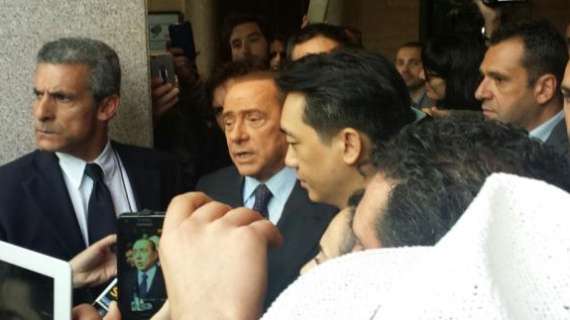 Gazzetta - Mr. Bee-Berlusconi: l'ultimo faccia a faccia per chiudere la cessione del 48% del Milan