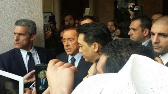 MN - Berlusconi-Mr.Bee, tra sabato e lunedì la firma del pre-accordo vincolante