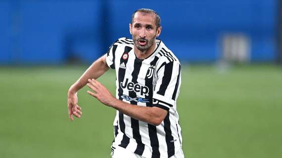 Juventus, stop Chiellini: problema al polpaccio sinistro per il capitano bianconero