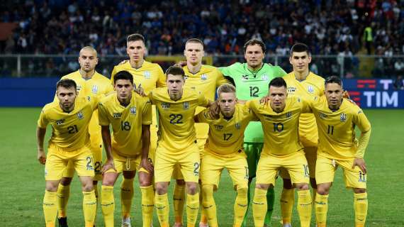 La UEFA dà ragione alla Russia: "Maglie dell'Ucraina vanno modificate, c'è slogan politico"