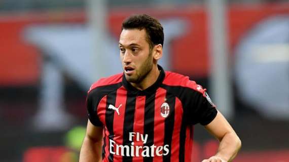 Sky - Milan, ieri piccolo problema fisico per Calhanoglu