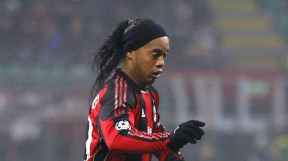 Ronaldinho stella del torneo carcerario in Paraguay: cinque gol e sei assist all'esordio