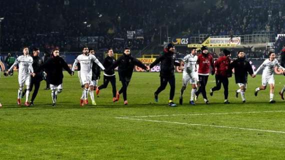 Tuttosport - Milan, missione terzo posto: i rossoneri sognano il sorpasso prima del derby