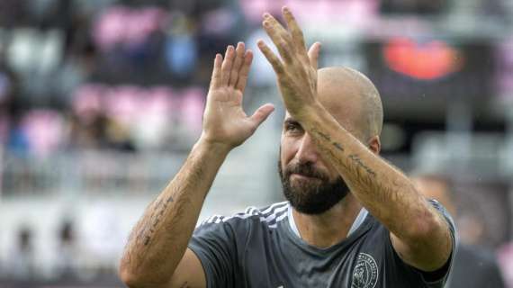 Ex Milan, Higuain lascia in lacrime: "Adesso comincia un'altra vita"