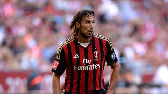 Milan Channel conferma l’ipotesi di un possibile scambio tra Zaccardo e Taarabt con il QPR