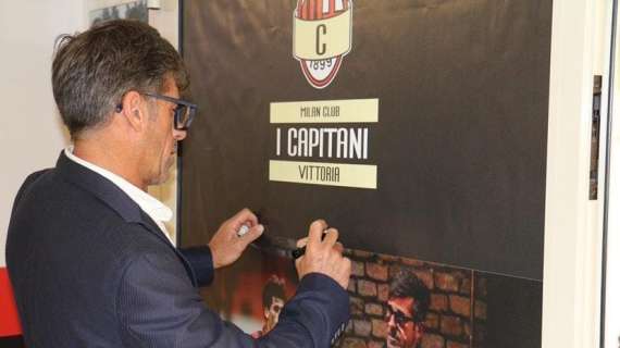 FOTO - Chicco Evani al "Milan Club Vittoria I Capitani" per presentare il nuovo libro "Non chiamatemi Bubu"