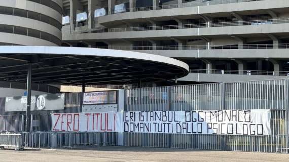 Striscione della Curva Sud a San Siro: "Ieri Istanbul, oggi Monaco, domani tutti dallo psicologo"