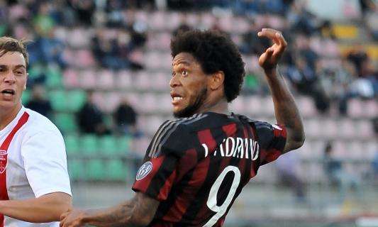 M. Colombo: "Offerta del Guangzhou per Adriano, il Milan blocca la cessione"