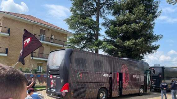 VIDEO MN - Il Milan è appena arrivato in Hotel a Torino: stasera la sfida contro la Juve