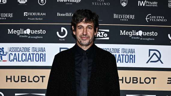 Albertini chiaro: “Rimanere tra le prime quattro è solo un punto di caduta: il Milan deve puntare al massimo”