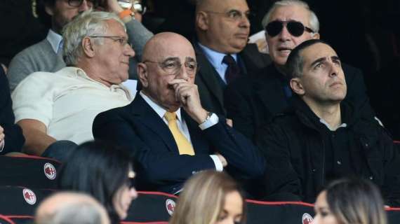 Galliani: "Sento il Presidente tutti i giorni, io non mollo"