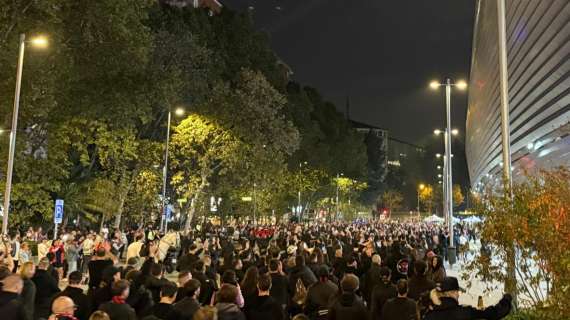 VIDEO MN - Verso Real Madrid-Milan: i tifosi milanisti sono arrivati al Santiago Bernabeu