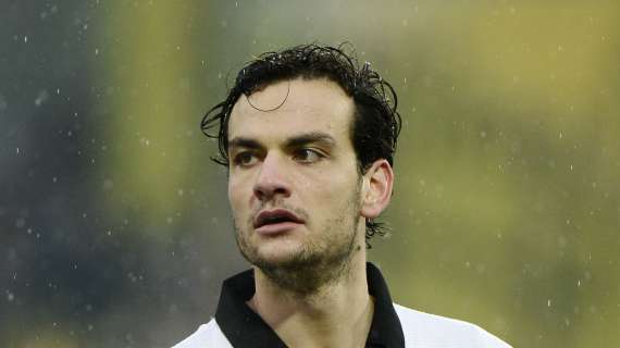 Parolo: "Donadoni ha voglia di rimanere, ma le chances che vada in una grande passano anche dalle nostre prestazioni"