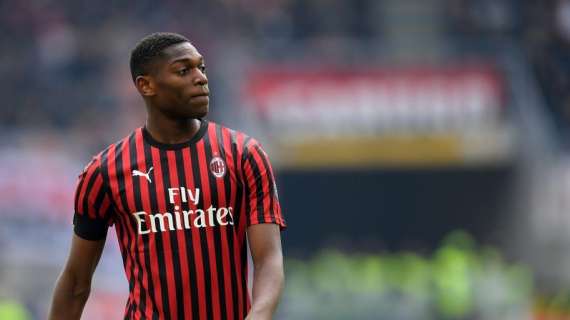 Milan, Leao scommessa ancora da vincere: il club e Pioli ci credono e continuano a spronarlo