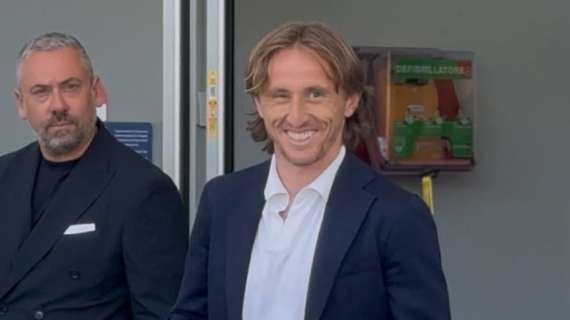 Oggi il Modric-day: il croato è arrivato a Milano. Domani primo allenamento