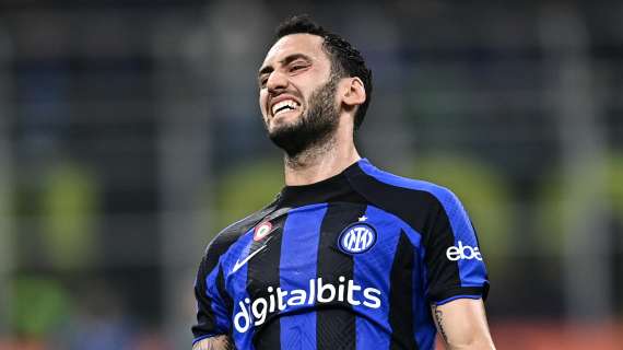 Inter, Inzaghi in ansia per Calhanoglu: è a rischio per la Supercoppa