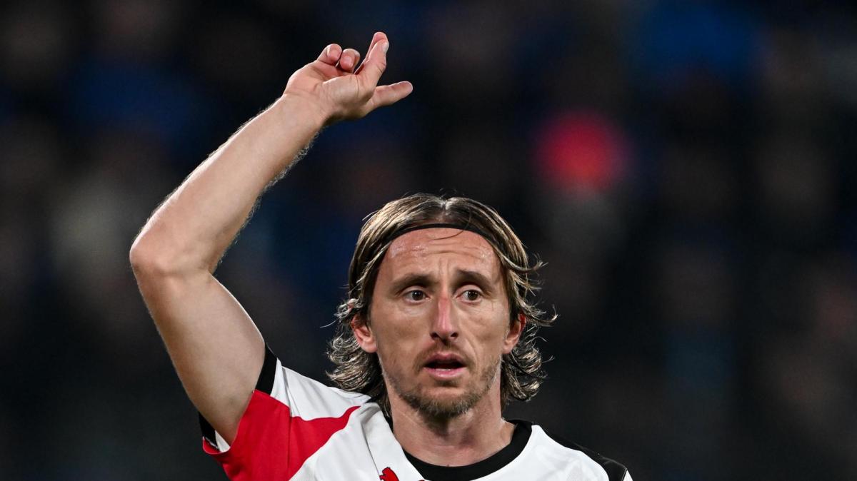 Ordine sul CorSport: "La differenza tra Luka Modric e Rafael Leao"