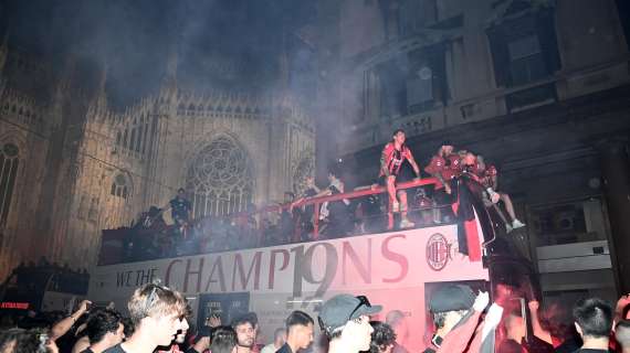 VIDEO - Dal Duomo a Casa Milan, tutta la gioia dei tifosi durante Sassuolo-Milan