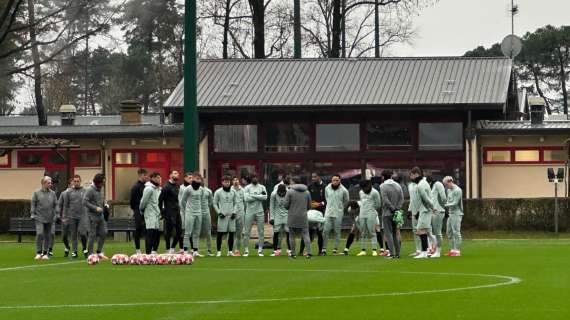 VIDEO MN - Milanello, discorso di Conceiçao alla squadra prima dell'inizio dell'allenamento 