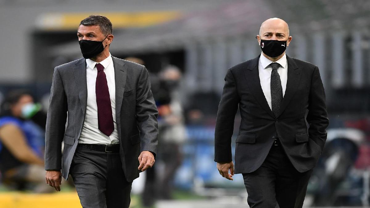 Scaroni Pioli Maldini E Gazidis Uomini Copertina Il Milan Non Puo Tornare Ai Vertici Col Vecchio San Siro