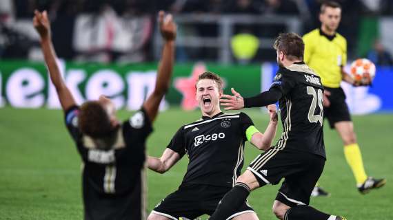 Ajax, ecco il nuovo tecnico. Firma imminente con Heitinga