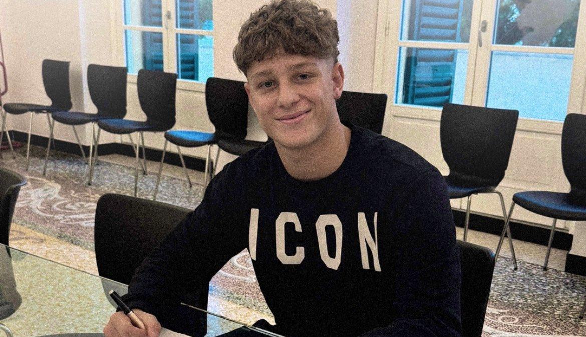 Genoa, contratto da professionista per un talento