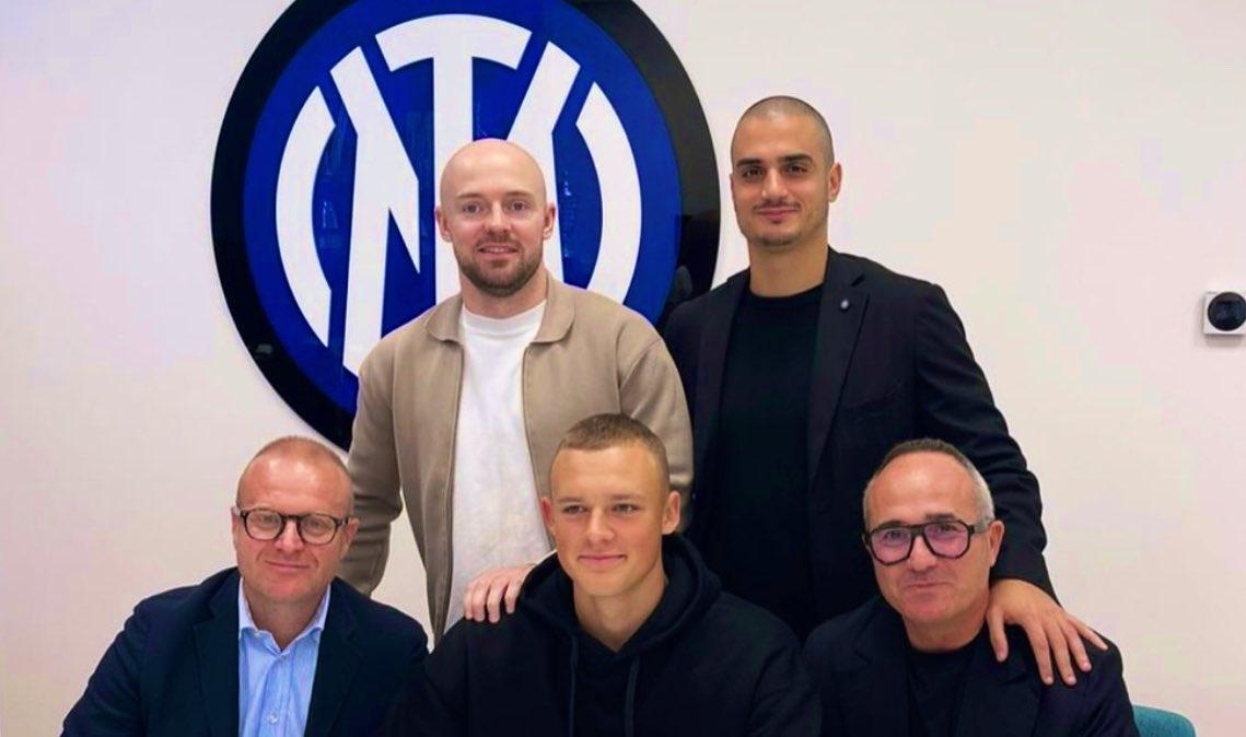 Inter, rinnova il portiere del futuro. Triennale per Adomavicius