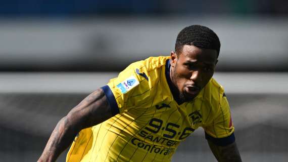 Lazio, sfida al Torino per un esterno difensivo
