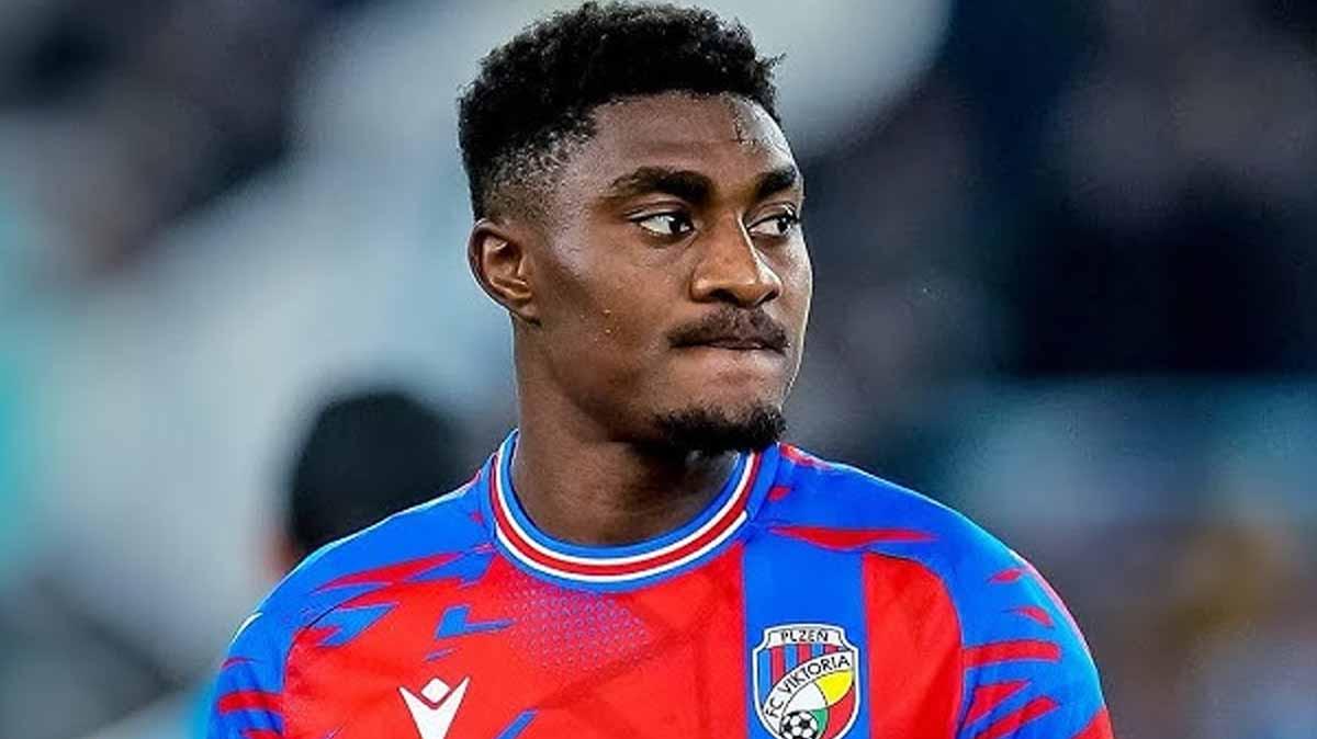 Pisa, arriva la punta: è fatta per Durosinmi