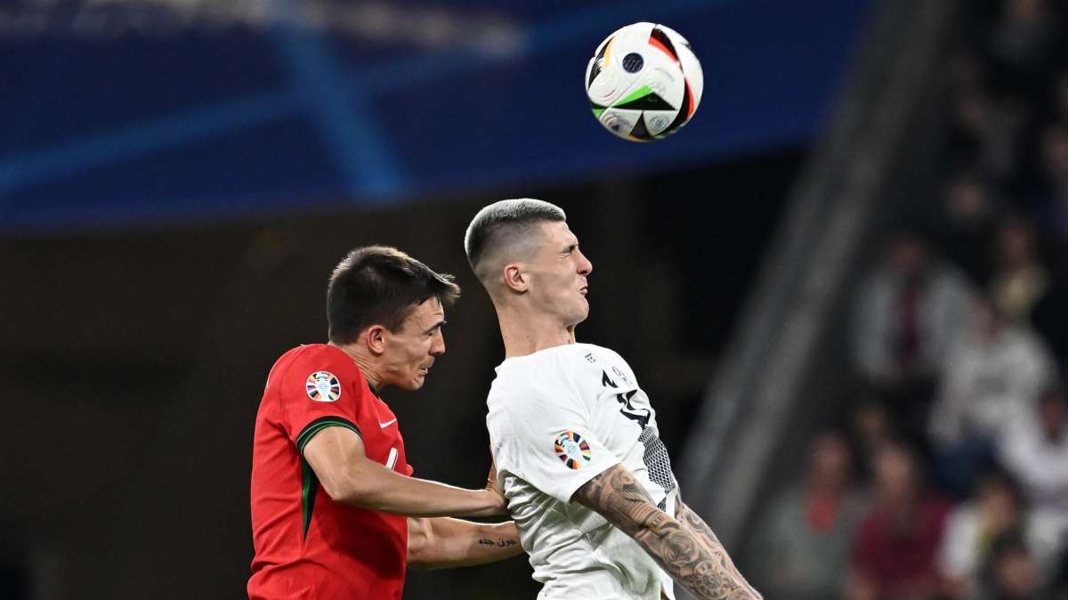 Arsenal, prime mosse per Sesko