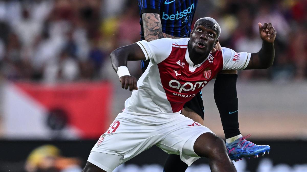 UFFICIALE: Al-Ittihad, Ilenikhena è il colpo in attacco